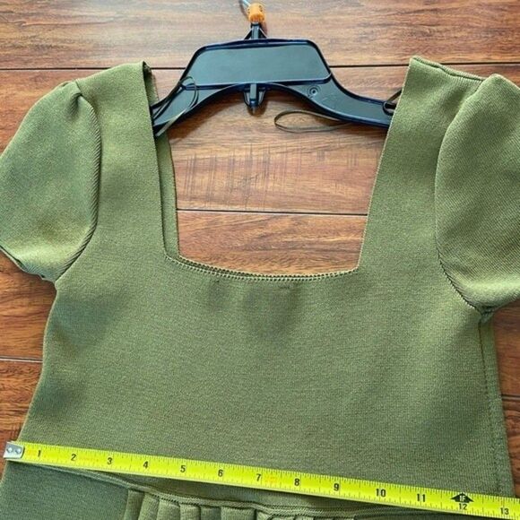 Zara XS mini green dress like new - Picture 4 of 7